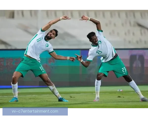 2026世界杯官方全新梦想微纪录带你探索绿茵传奇瞬间